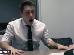 Con Cu Nhỏ Đang Làm Nũng Trước Mặt Con Cu To Bự