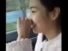 Gai Xinh Khỏa Thân Cho Anh Tài Xế Ngắm Để Trừ Tiền Vé Xe