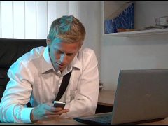 Miết Con Cu Của Anh Cứng Đâm Vào Lỗ Nhị Em Thụ