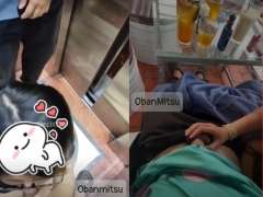 Học Sinh Trốn Học Chơi Some Cùng Nhau Trong Căn Tin Trường