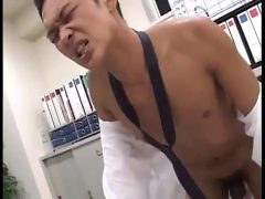 Anh Trai Gay Làm Tình Với Em Sinh Viên Mới Ra Trường