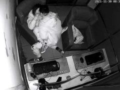 Quán Nét Dâm Đãng Toàn Các Em Nhân Viên Xinh Đẹp