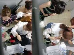 Núp Trong Góc Để Quay Lén Gái Xinh Thay Đồ